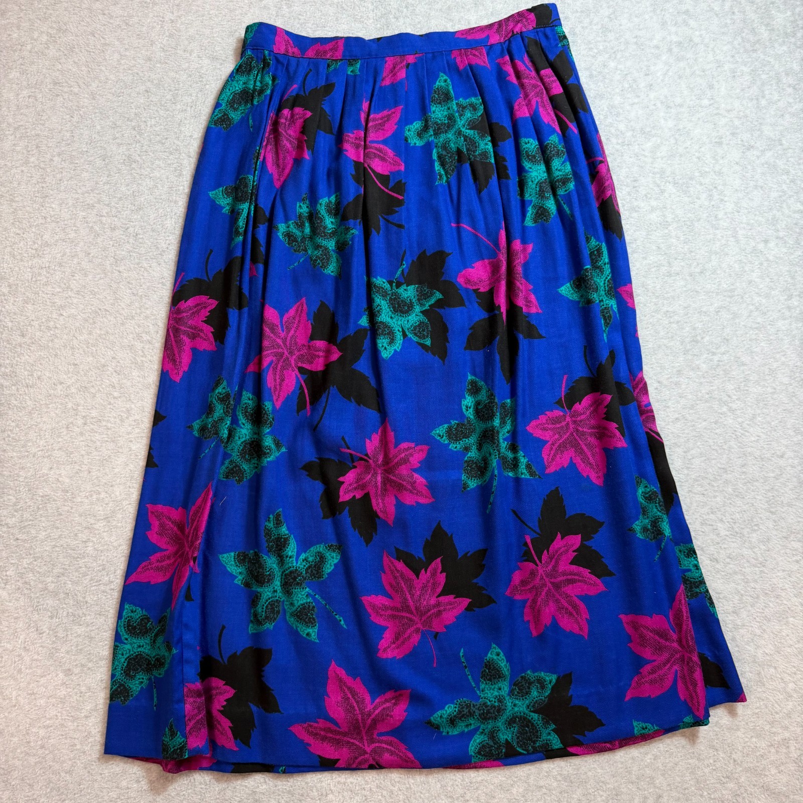 Vintage 80s/90s Vibrant Leaf Print Pleated Midi Skirt Royal Blue, Magenta & Teal