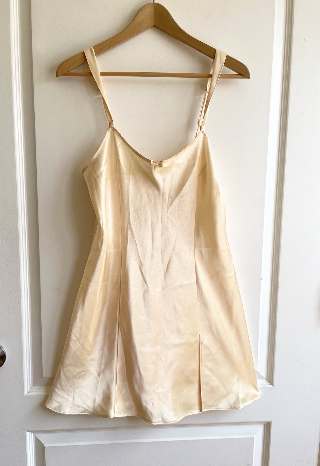 Vintage Y2k Babydoll Yellow Satin Slip Dress Bow Detail Size M Old Hollywood