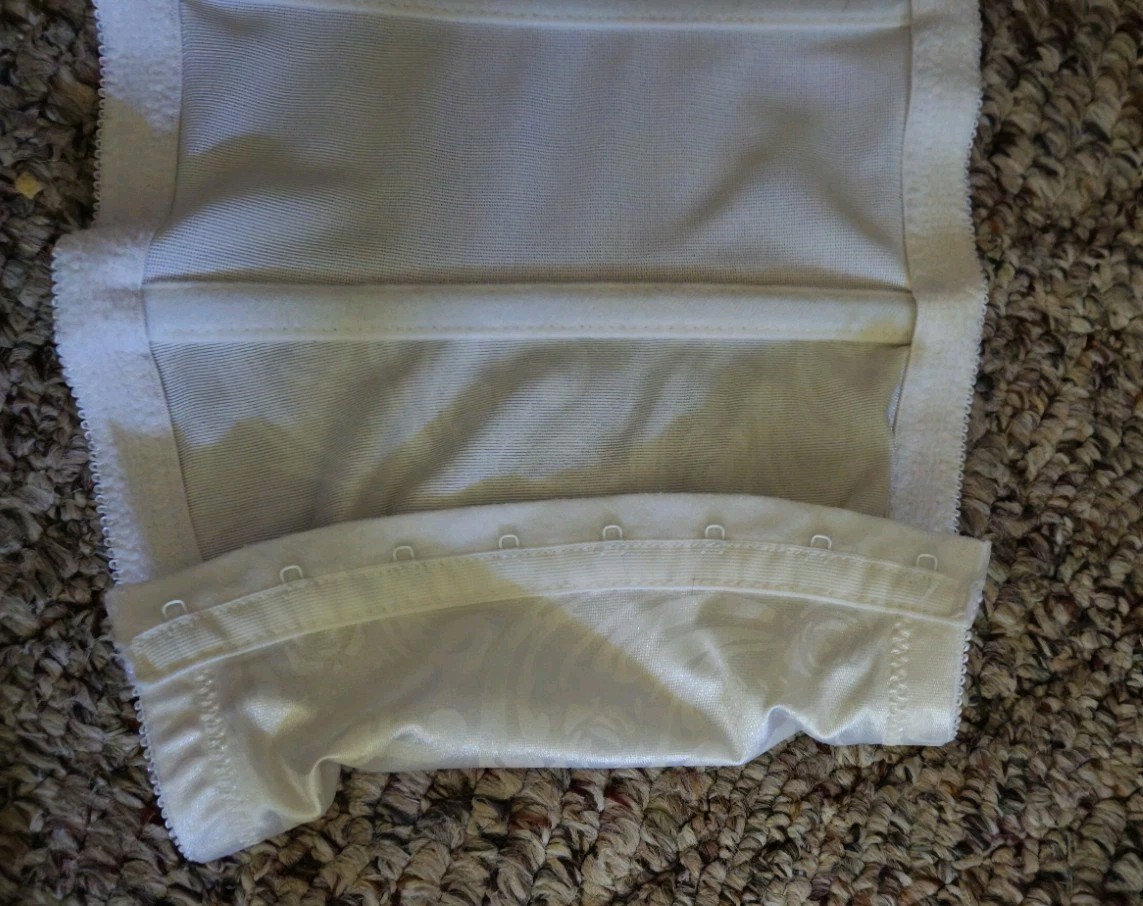 Vintage 90s Cupid 5067 Extra Firm Control Waist Cincher Girdle Damask White Larg
