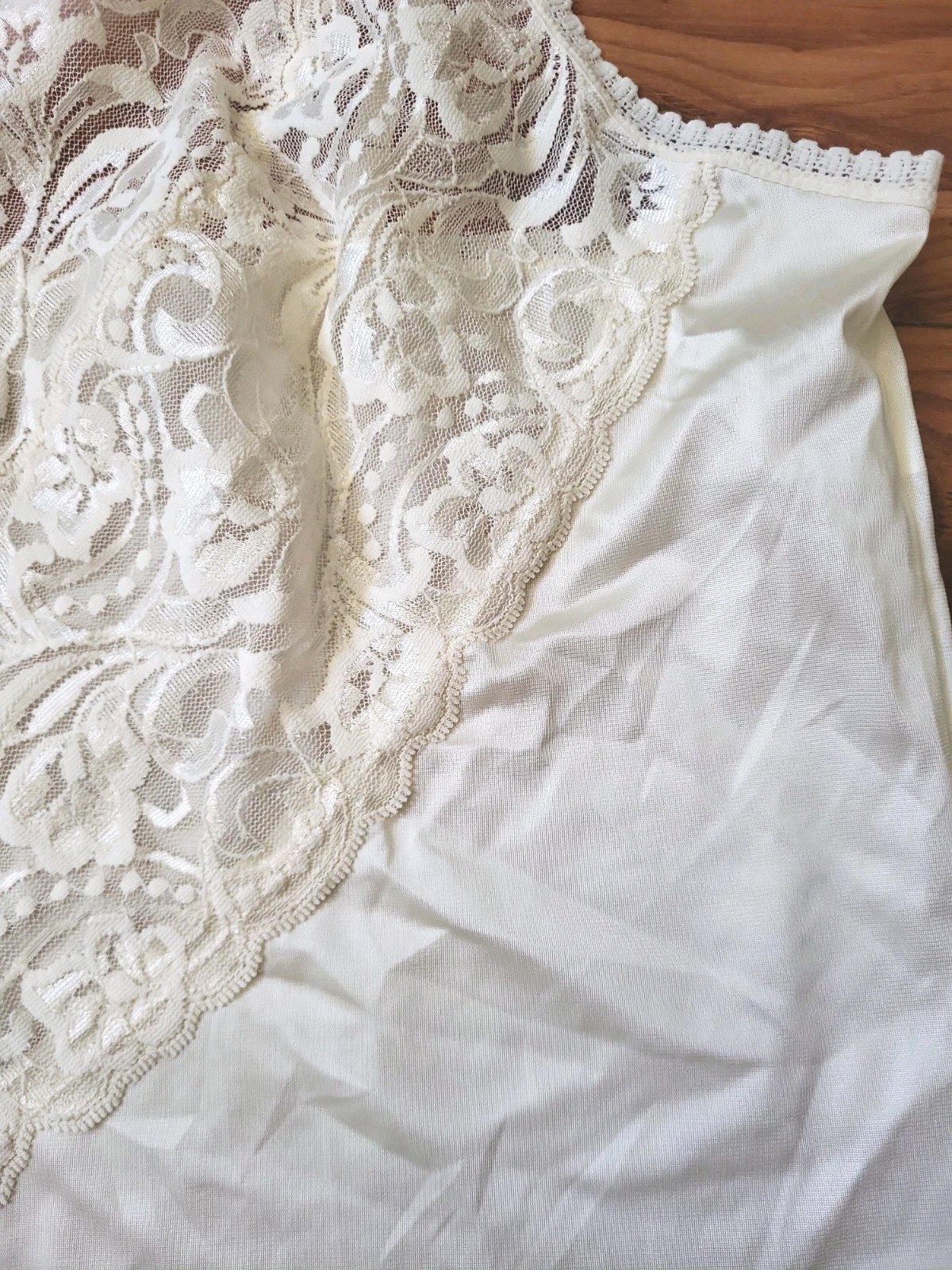Vintage Vanity Fair Lace Front Camisole, Size 42. Ivory Nylon