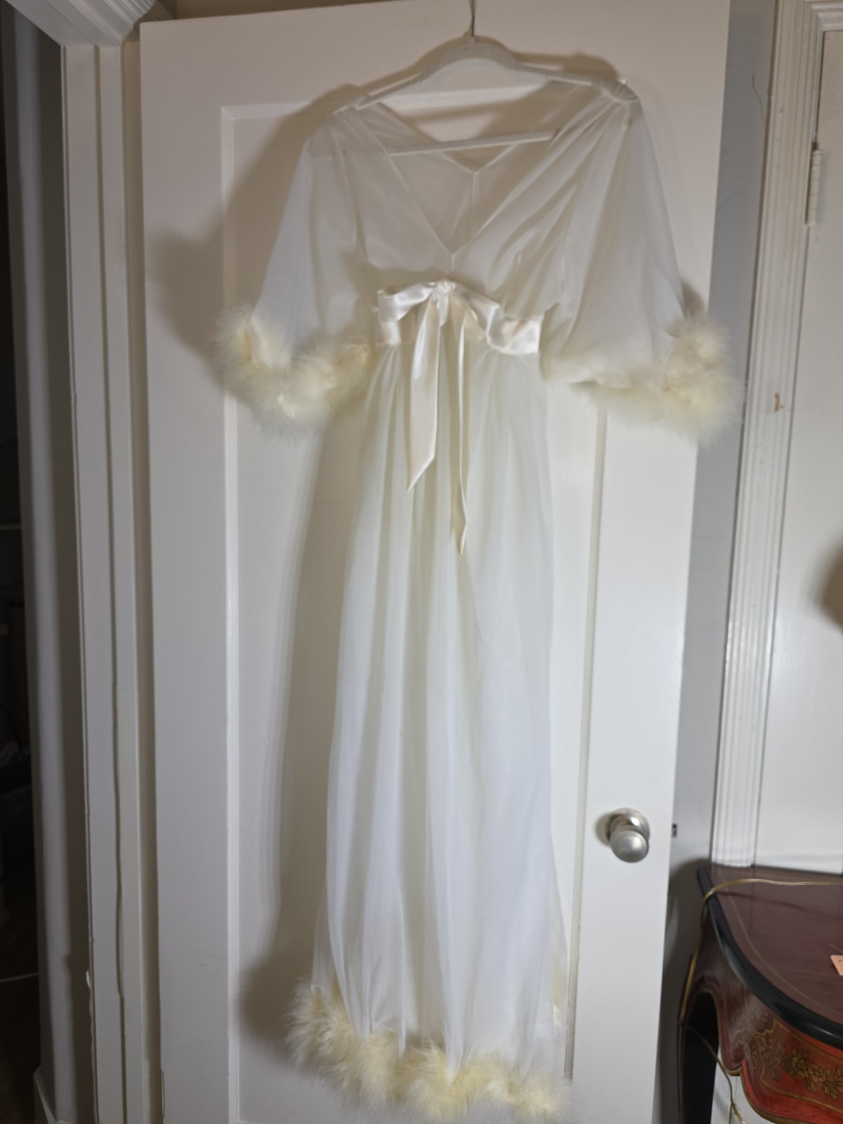 Beautiful Vtg Jenelle of California Double Nylon Nightgown Trimmed with Fur