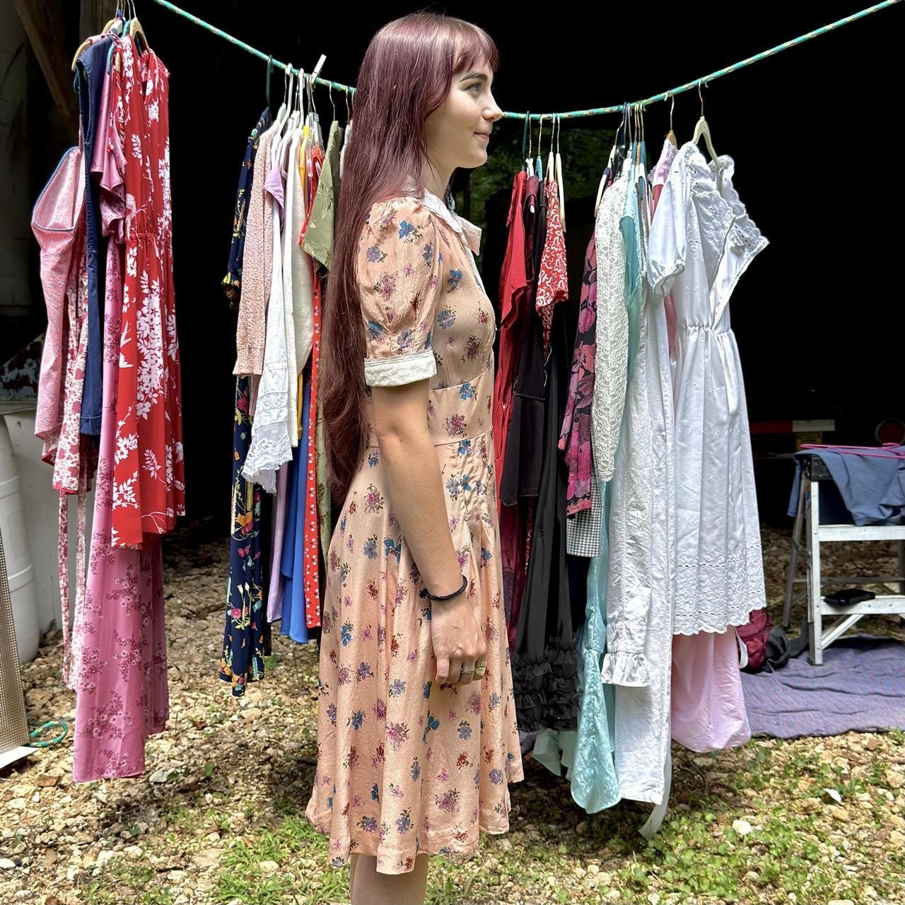 1940s peach ditzy floral day dress floral cold rayon w/ bow collar