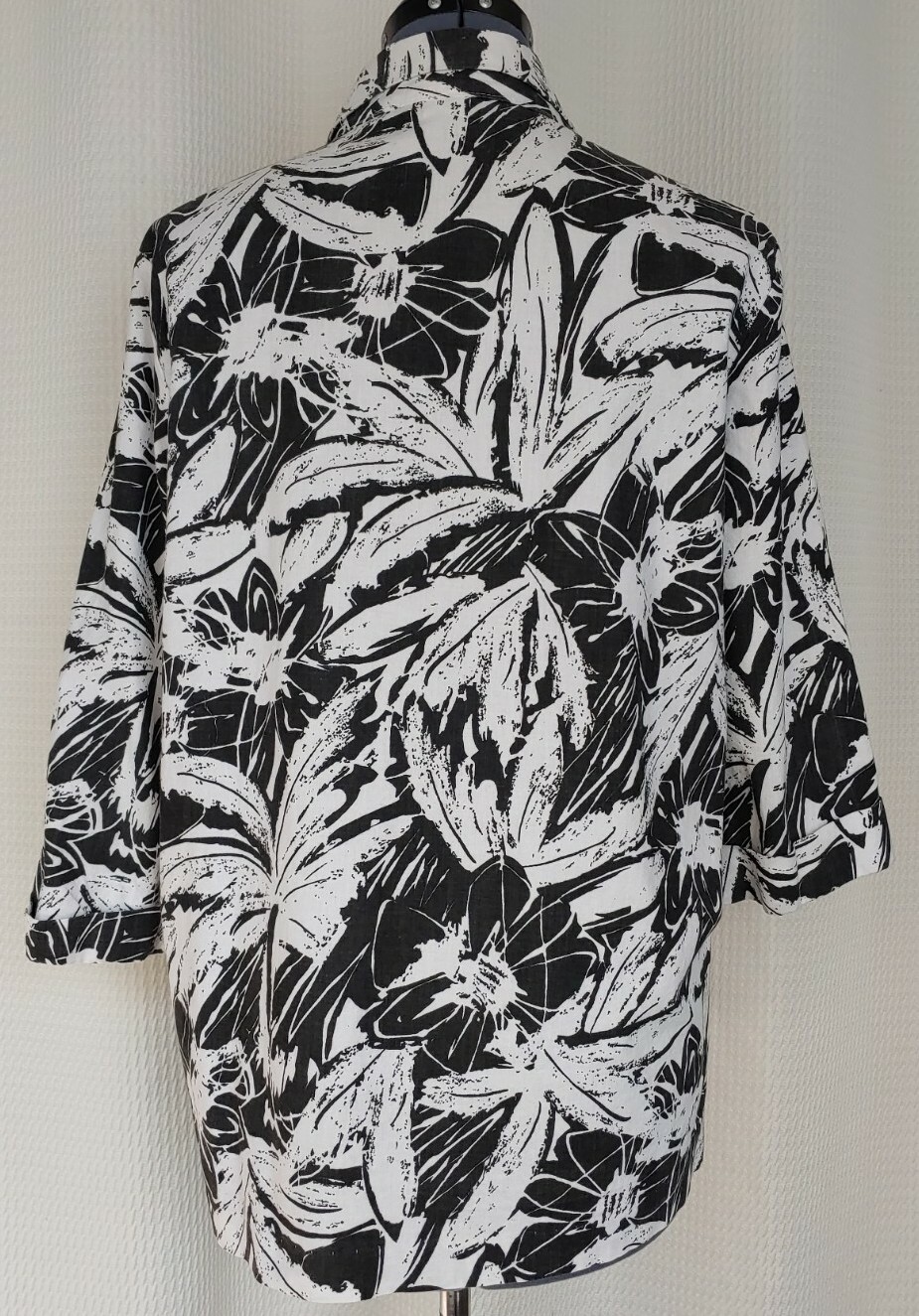 Vintage Copy Cats Black & White Graphic Floral Print Jacket Size Medium