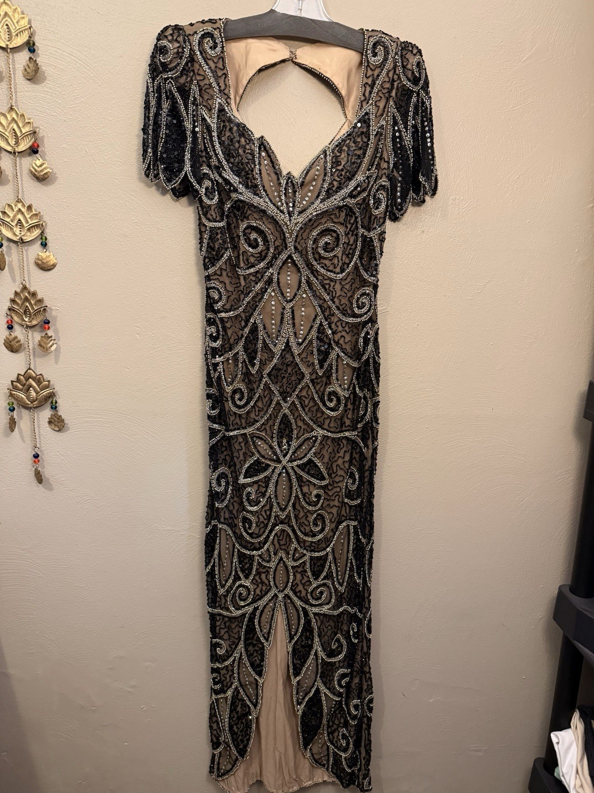 Niteline Della Roufogali Vintage 1990s 100% Silk Beaded Evening Gown Size 8