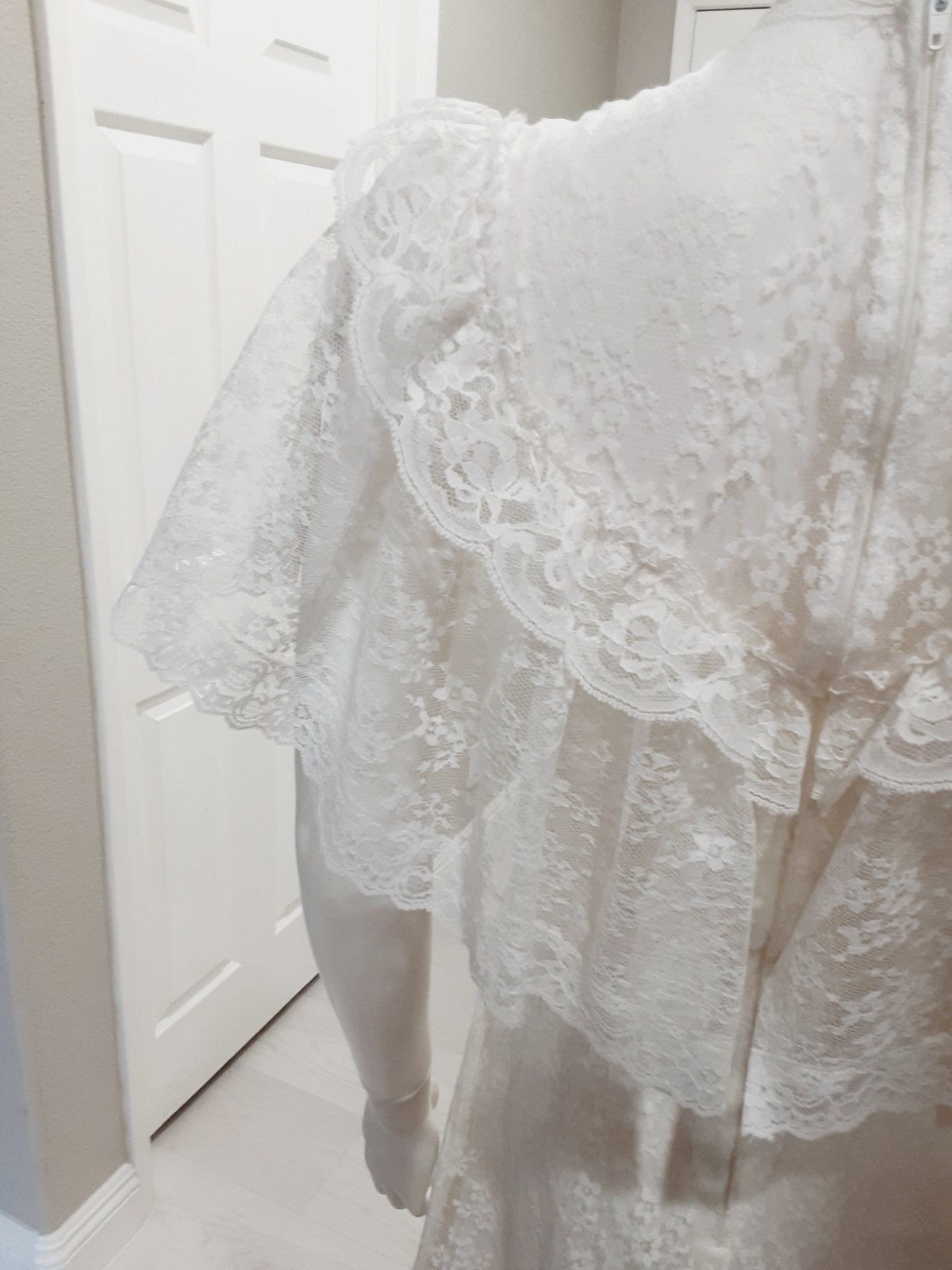 Vtg Wedding Tea Party dress Lace Off White Short Sleeve Cape High Neck Union