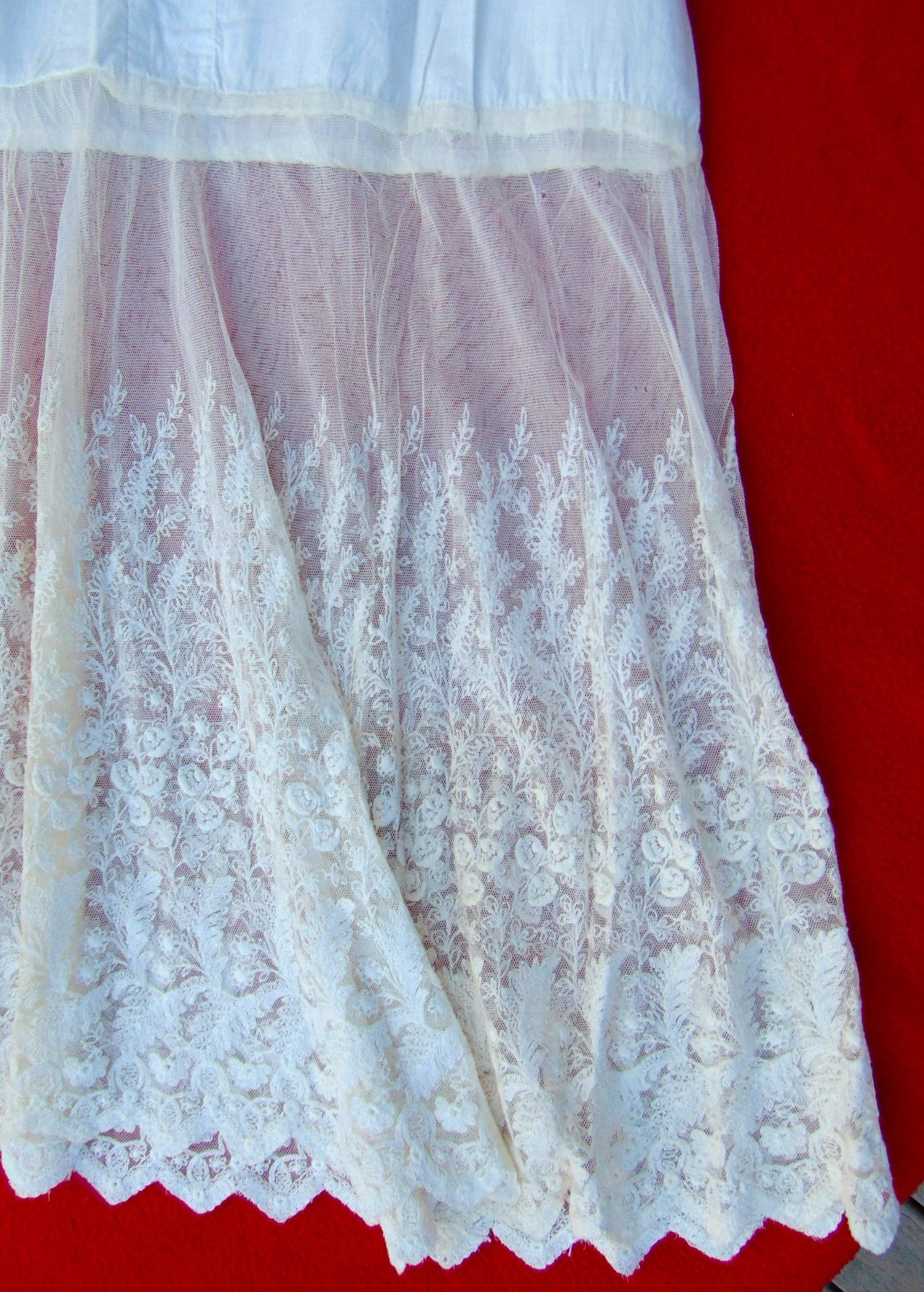 ANTIQUE VICTORIAN COTTON PETTICOAT~1890s ~WOMAN’S MED/LG~LACE BOTTOM~ SLEEVELESS