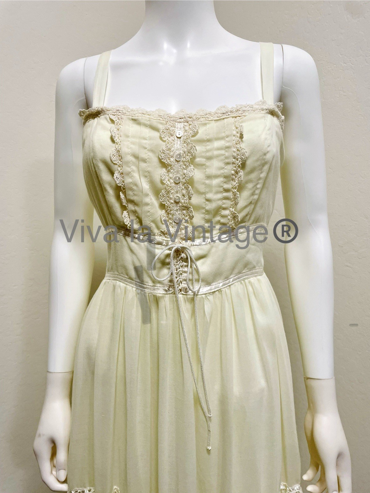 70s-80s Vintage Gunne Sax Dress Cream Lace Prairie Boho Cottage Core Hippy