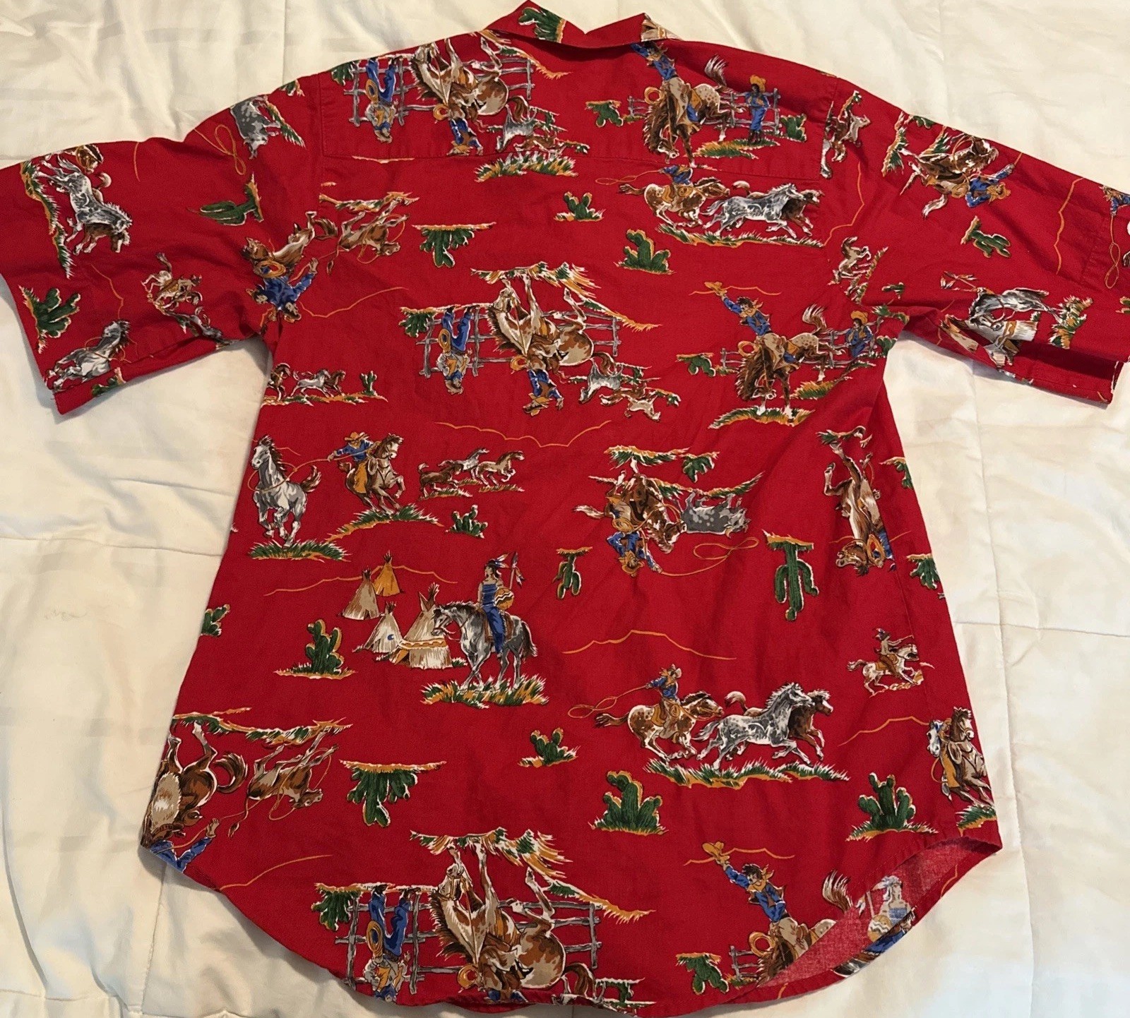 Vintage Gotcha Covered Southwestern Aztec Cowboy & Indian Horse Print Shirt USA