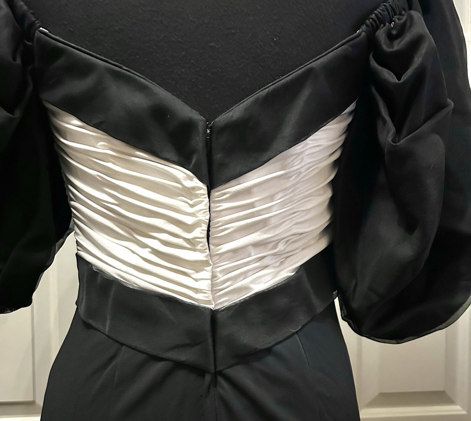Vintage 80’s Eugene Alexander Black White Puff Sleeve Gown Maxi 10 Orig Tags