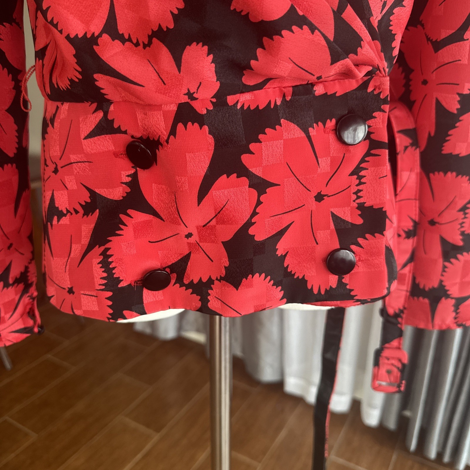 Vintage Nu Mode M Blouse Red Abstract Floral Ruched Fitted Career Elegant Blouse