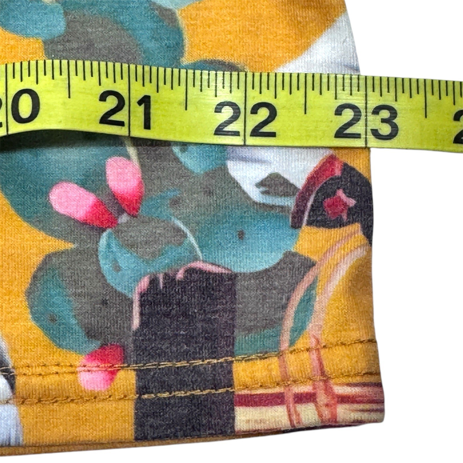 Retro Western Pinup Girl T-Shirt XL Yellow Desert Cactus Rodeo Cowgirl Guitar