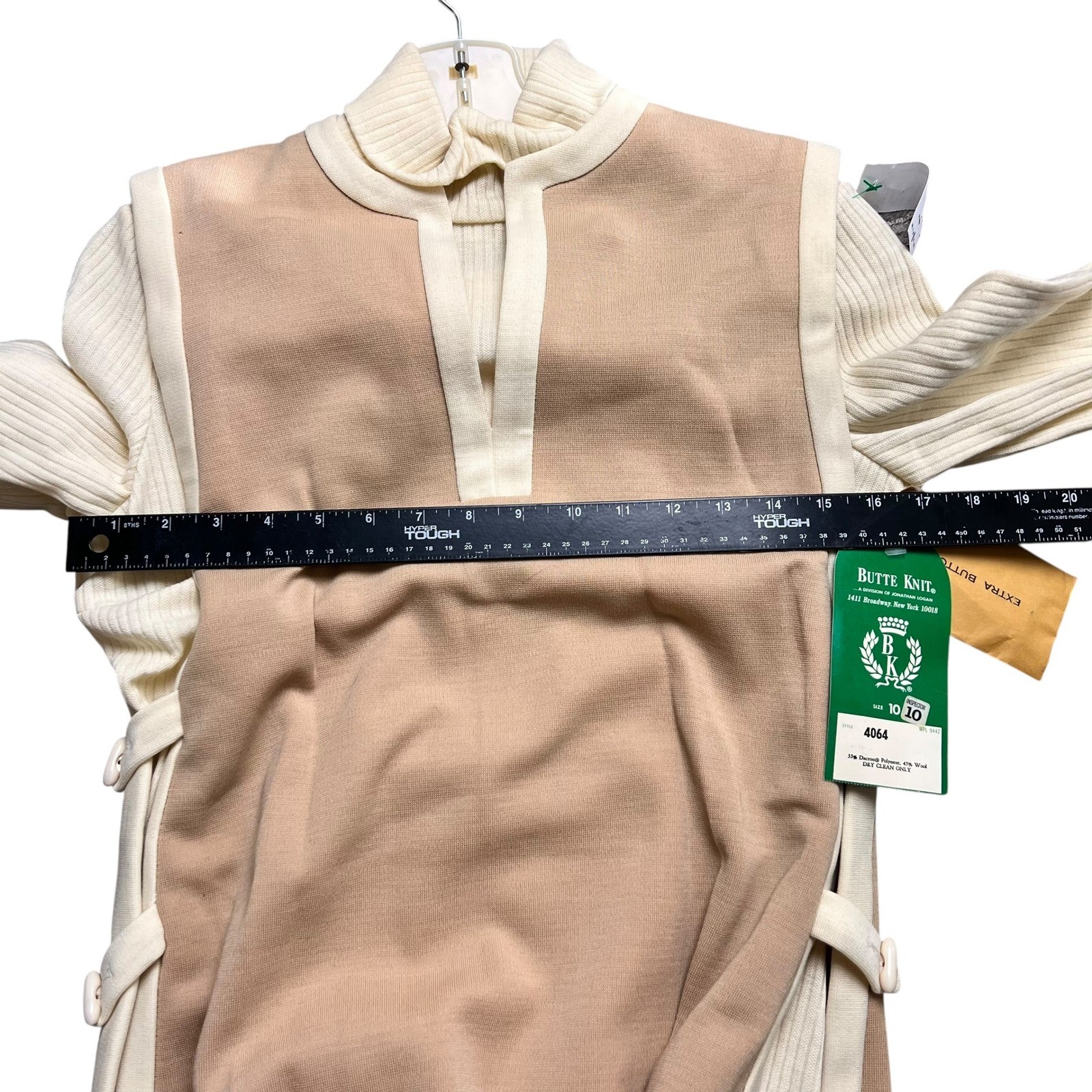 Vintage Butte Knit 3 Piece Set Tunic Vest Sweater Pants Tan Cream 4064 Size 10