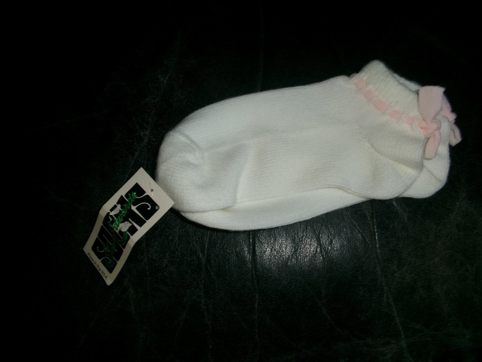 NOS~ Vintage Gean Edwards Socks Pink Ribbon Bow~ Acrylic~ Low Ankle 9-11 USA