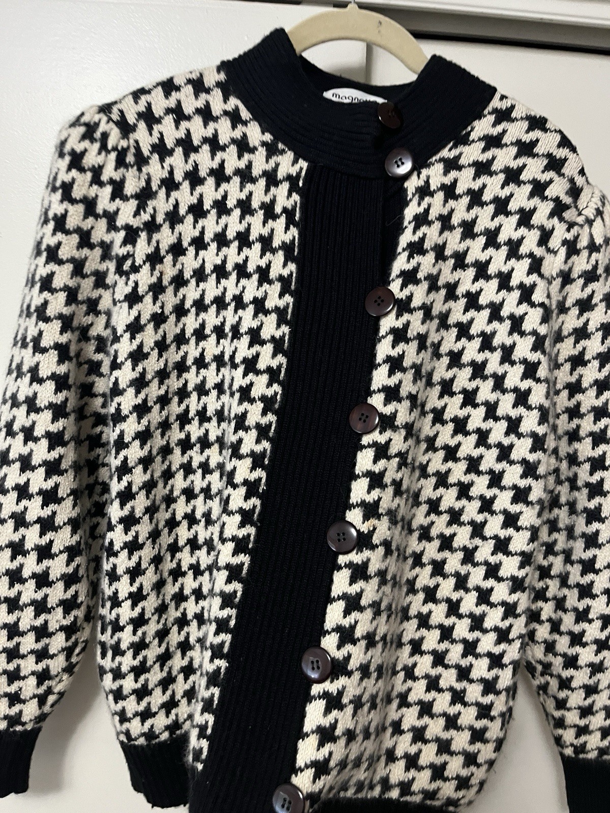 Magnolia Houndstooth Vintage 80s sz 10 shoulder pads elastic loop and button