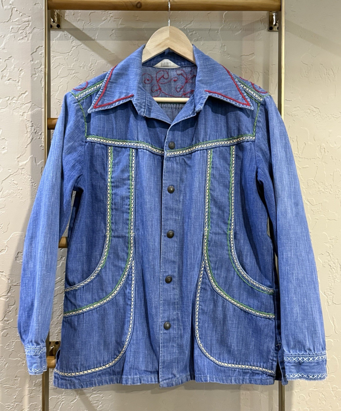 VTG 1970’s*Montgomery Ward*Embroidered “Love A Teacher It’s Educational.” Denim