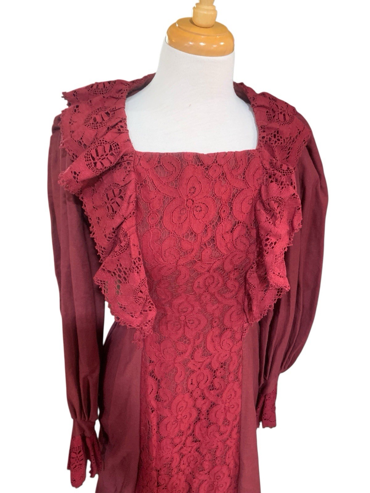Vintage 70’s Joy Steven’s California Red Lace Front Long Sleeved Maxi Dress Sz 6