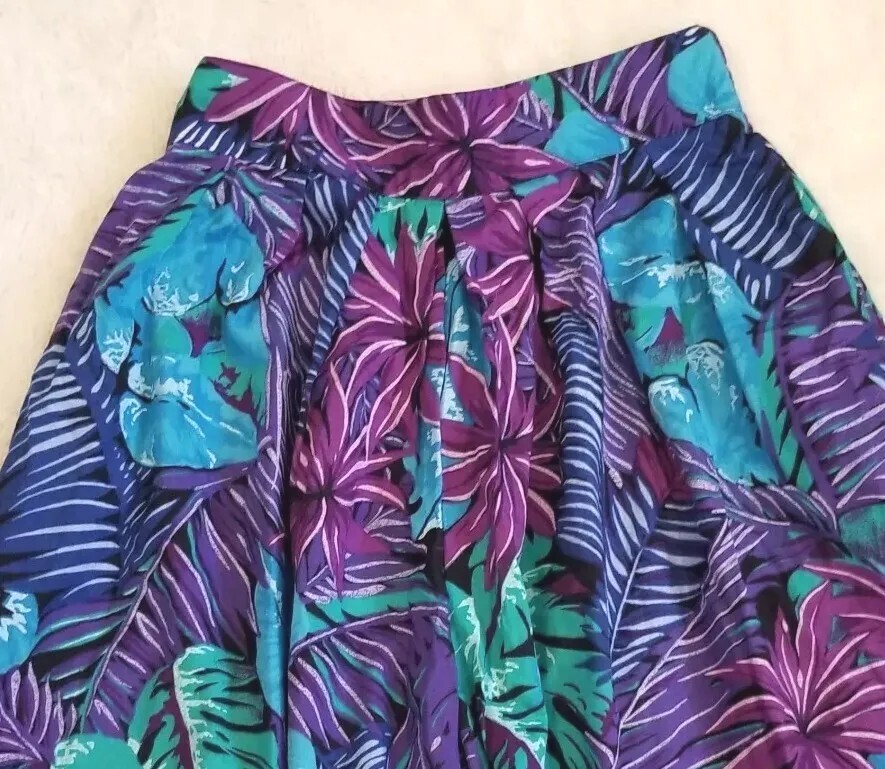 VTG Tropical Shorts Pleated Sz S Hawaiian Purple Blue Teal High Waist 80s Boho