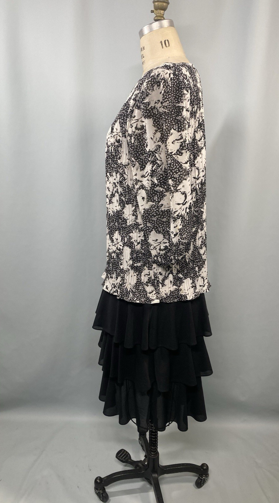 Vintage Dress SIZE XL 15/16 black ruffle flapper drop waist GOOD TIMES 70s 80s