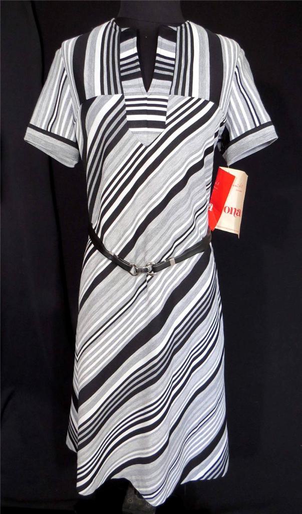 RARE VINTAGE 1970’S DEADSTOCK NEVER WORN BLACK, GREY &WHITE STRIP DRESS SZ 8-10