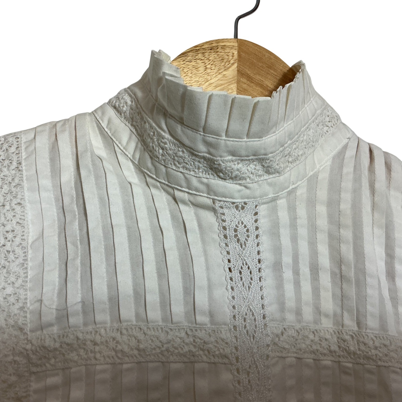Vintage Orvis White Pleated Collar Lace Pintuck Button Back Victorian Top Small