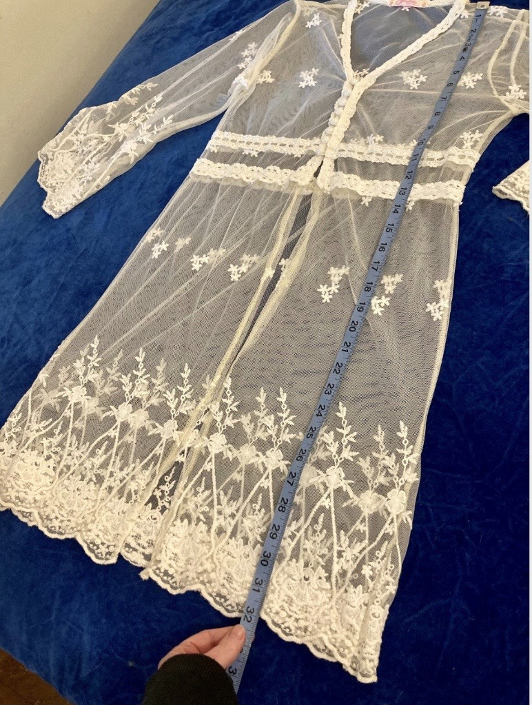 Vintage 60’s Fashion Starts Here Negligee