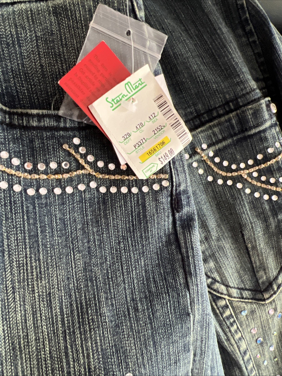 Vera Wang – Vintage Very Vera Stitch Needled Woman’s Jacket And Jean Pants Set