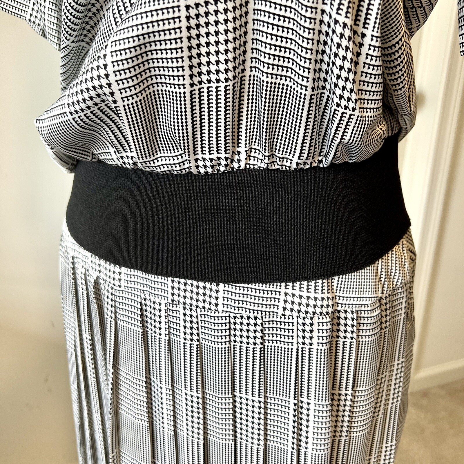 Vintage KASPER for ASL Houndstooth 2 Piece Pleated Skirt Set—SZ. 6/7