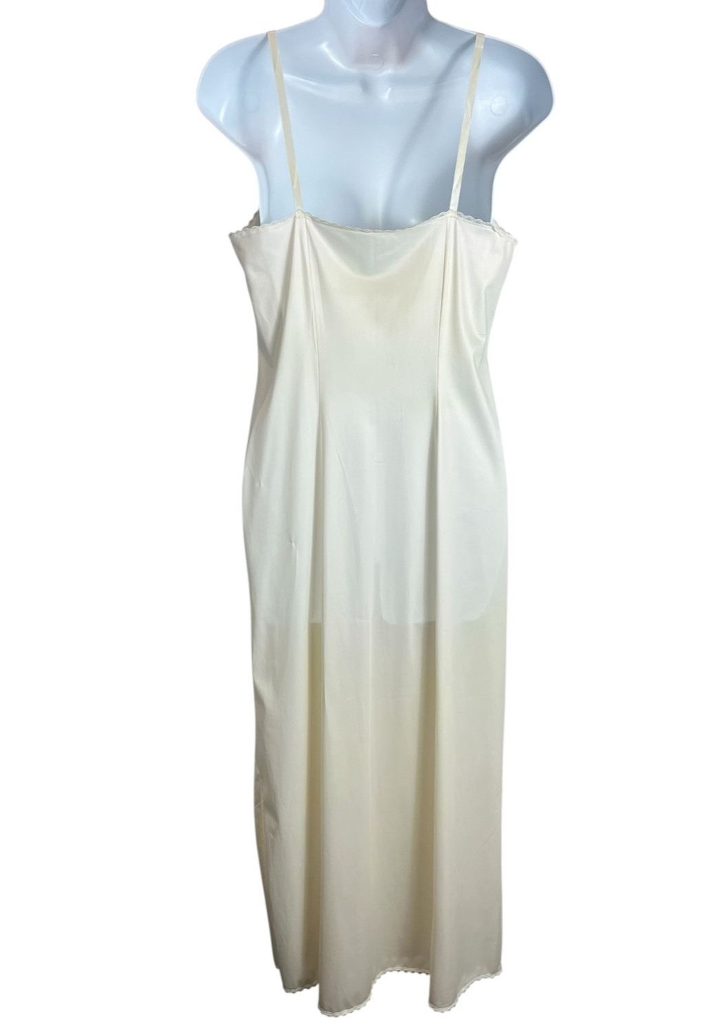 Vintage 70s Vanity Fair Ivory Full Dress Slip Dress Lace Trim USA Made 34 LL