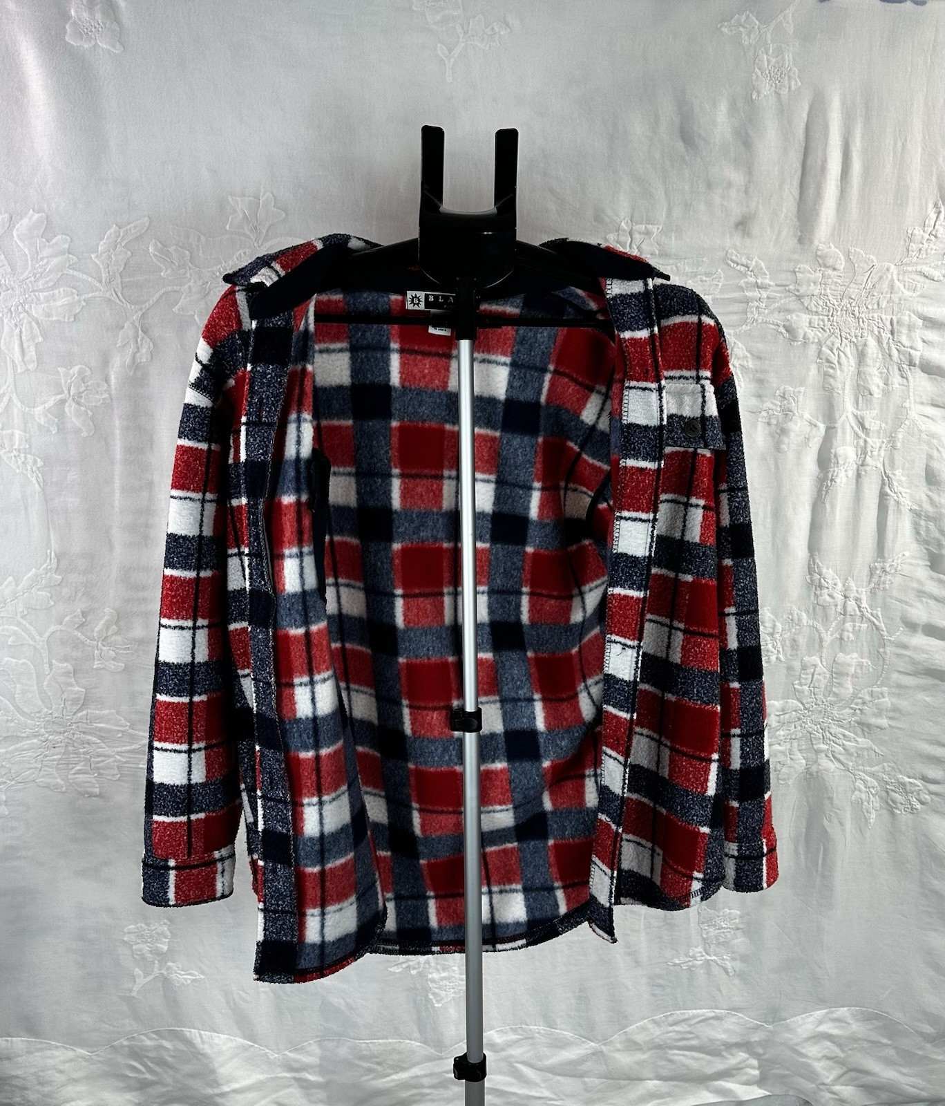 Vintage Blast Red Plaid Fleece Shacket – Americana / Cozy Cabin women’s szS