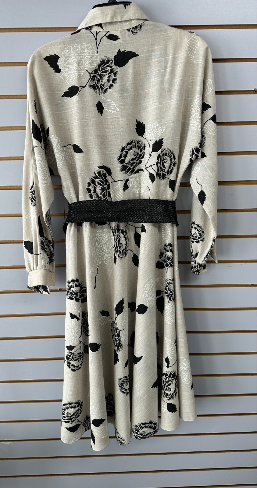 Vintage Sally III Womens Size 8 Tan Bold Floral Black Belted Day Dress Spring