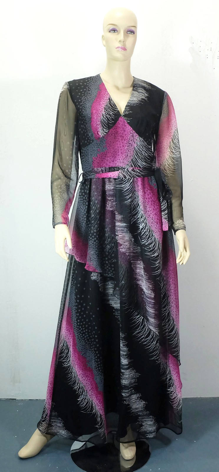 long vintage dress by vera mont size 38 tulle party dress 1970s