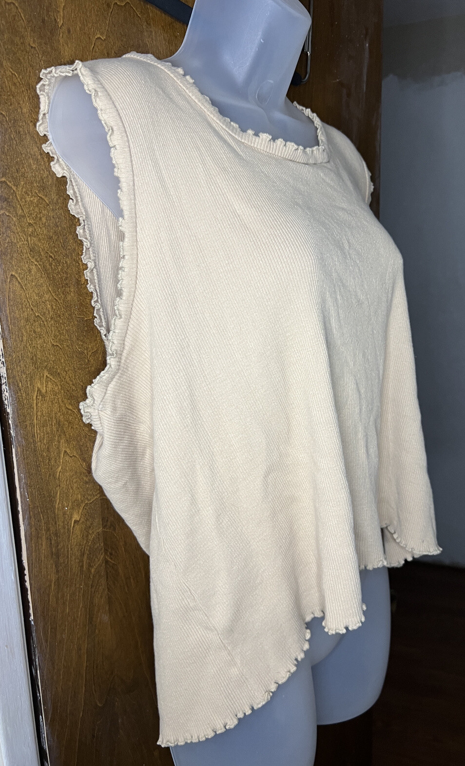 Betty Blue Vintage Crop Top Ruffle Edge Plus 26/28 Made in Hong Kong 1980s