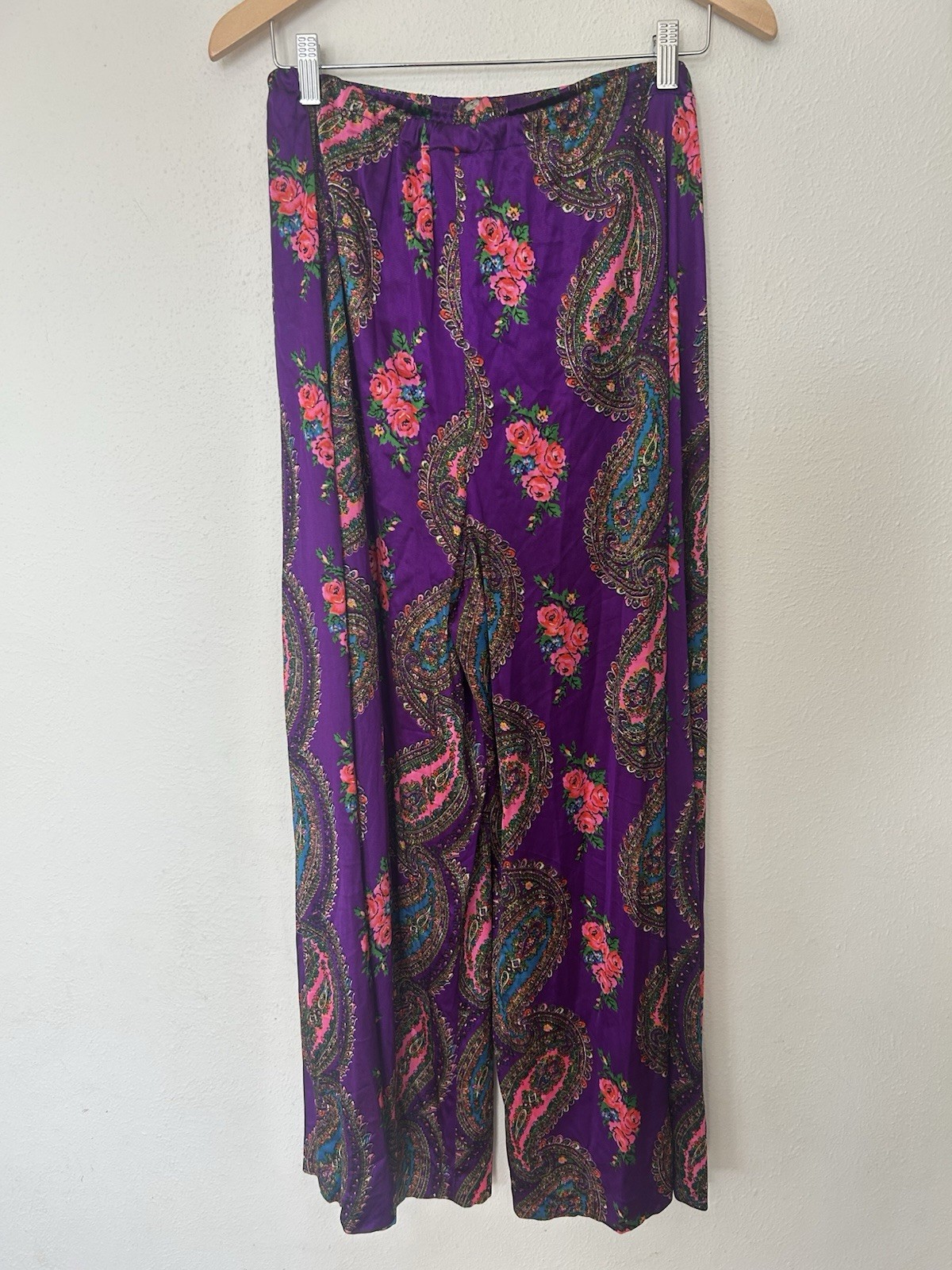 Vintage 1970s 70s Two Piece Set Halter Top Wide Leg Palazzo Pants Paisley Medium