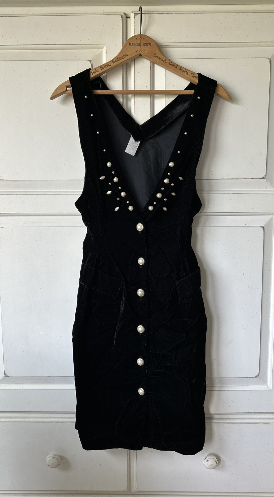 Vintage 1980s/90s XTRMZ Black Crushed Velvet Faux Pearl Buttons Sexy Dress 5/6