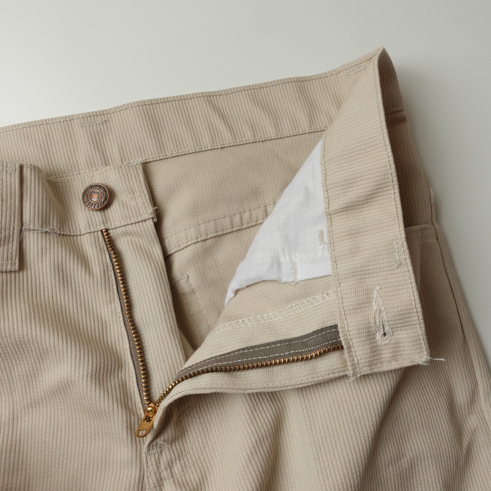 Vintage 70s Levi’s Women’s Sta-Prest Flared Pants Size 29×34 Ribbed Talon Zip