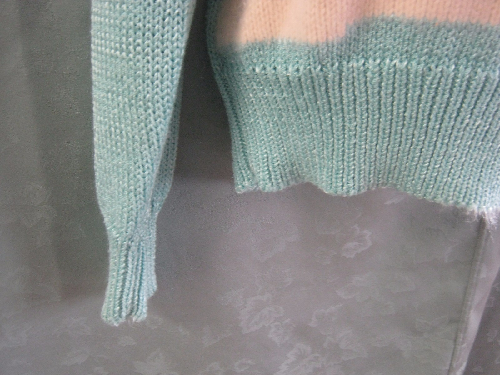 Vintage Lilly of California Sweater Size Large Green Textured Abstract