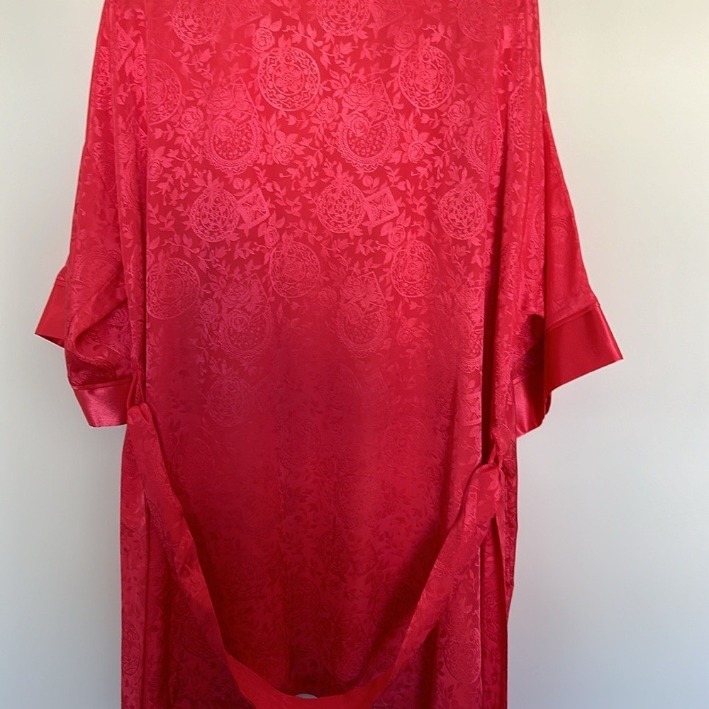 Vintage Victoria’s Secret Gold Label Nightie and Kimono Style Robe Set – Red