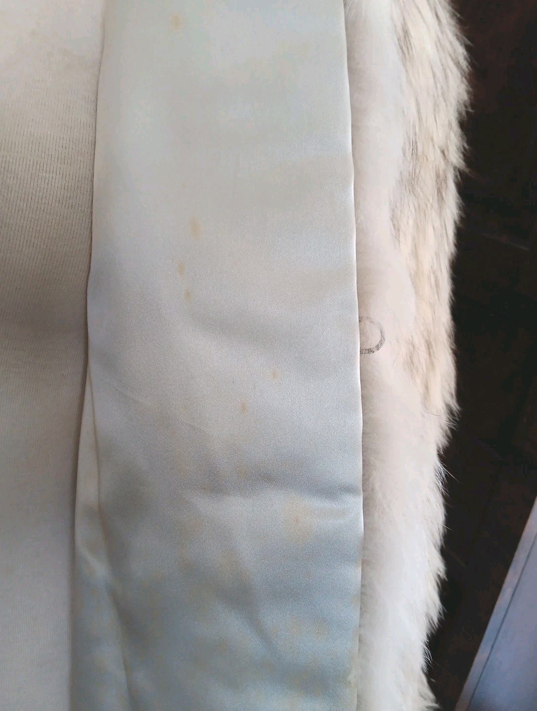 VINTAGE 1990’s SAGA IVORY FOX SHORT COAT XS-SML