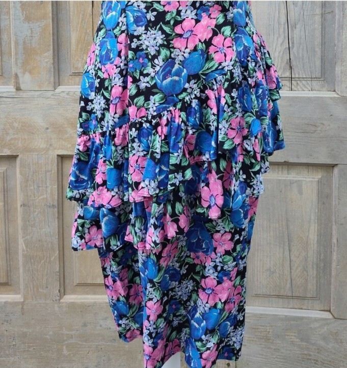Vintage 1980s Blue and Pink Floral Drip Waist Ruffle Dress Size 11/12