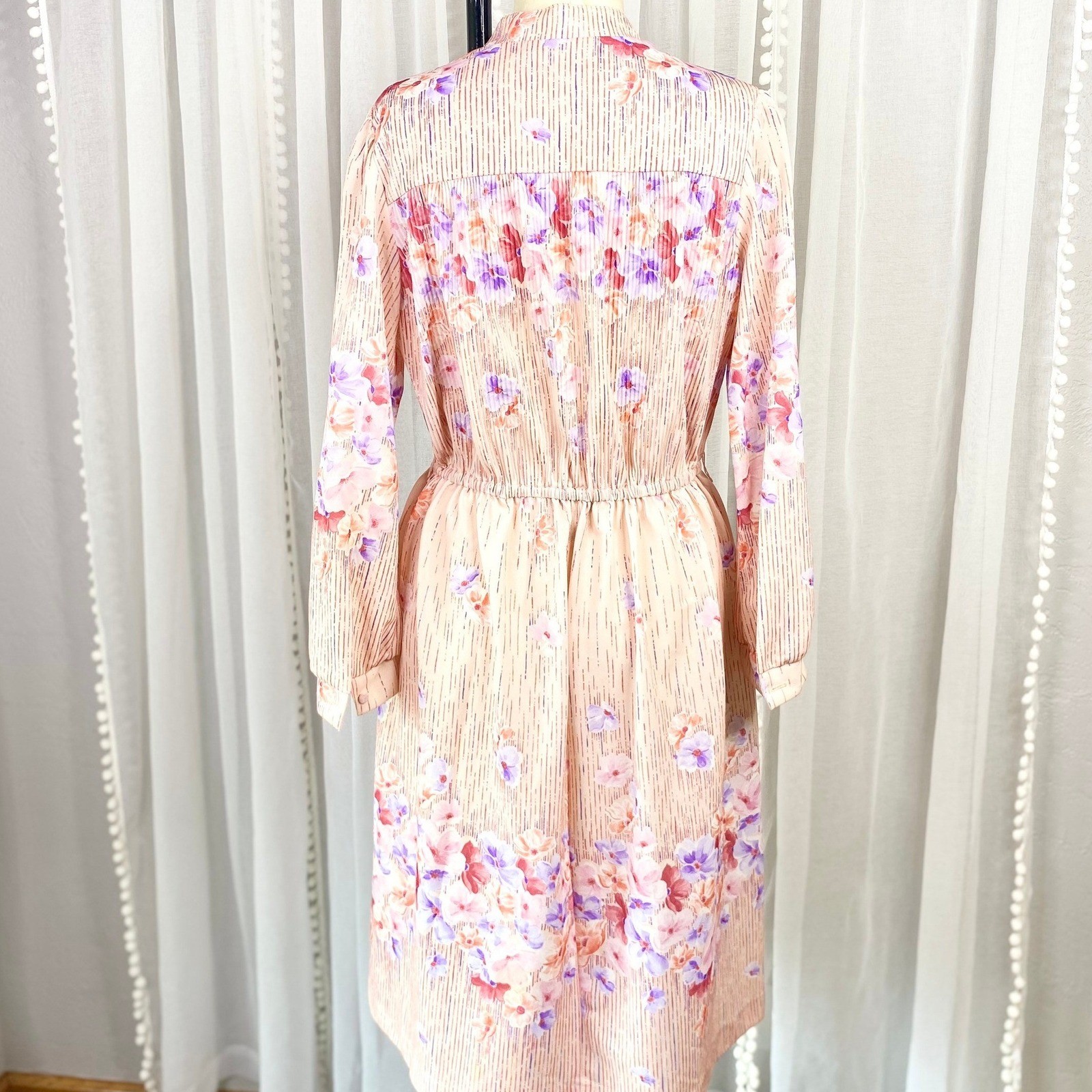 Vintage 1960s Pastel Floral Flowy Day Dress, Whimsy, Size Large