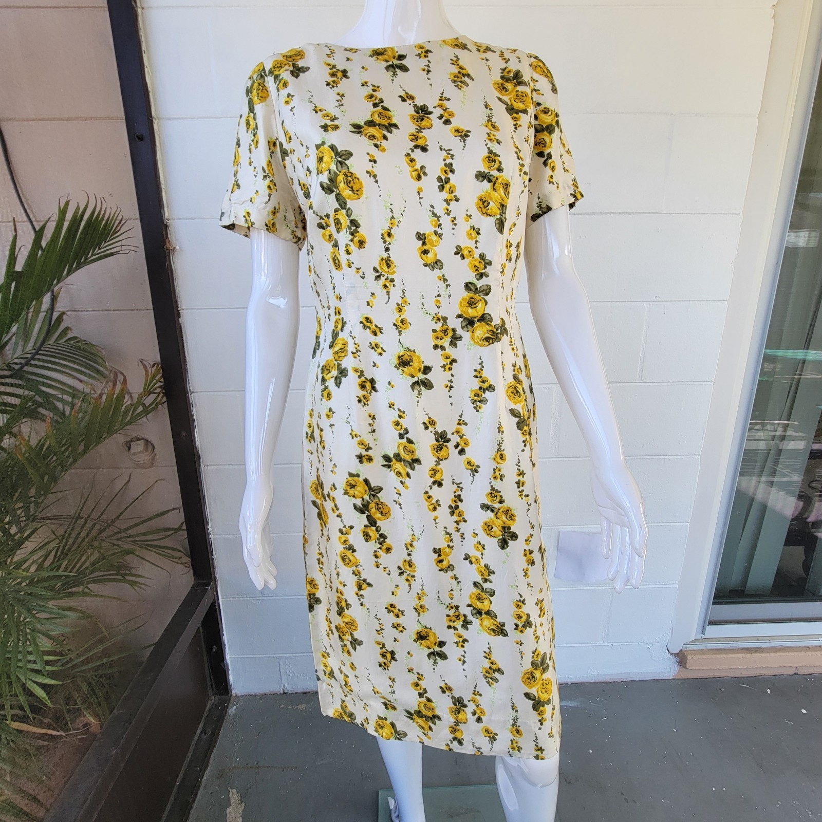 Vintage 50’s-60’s Off-White Yellow Rose Midi Summer Dress Floral Women’s Size 8
