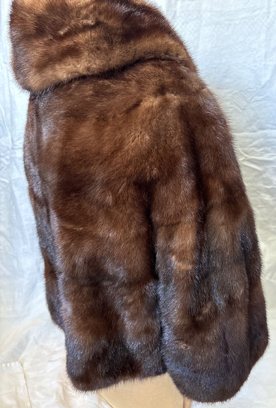 VINTAGE Brown Mink 50’s SHRUG JACKET LADIES SMALL-Shawl Collar-Bracelet Sleeves