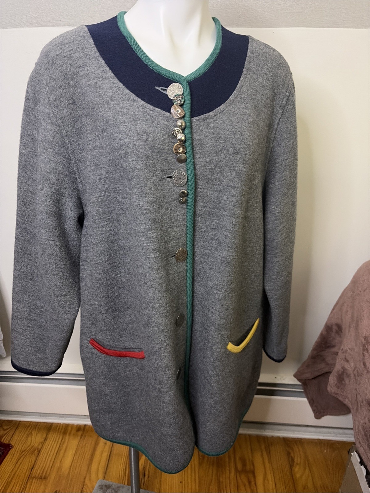 Gorgeous VTG 80s/90s Geiger 100% Wool Coat – Gray Green Blue Yellow Red W Sz 40