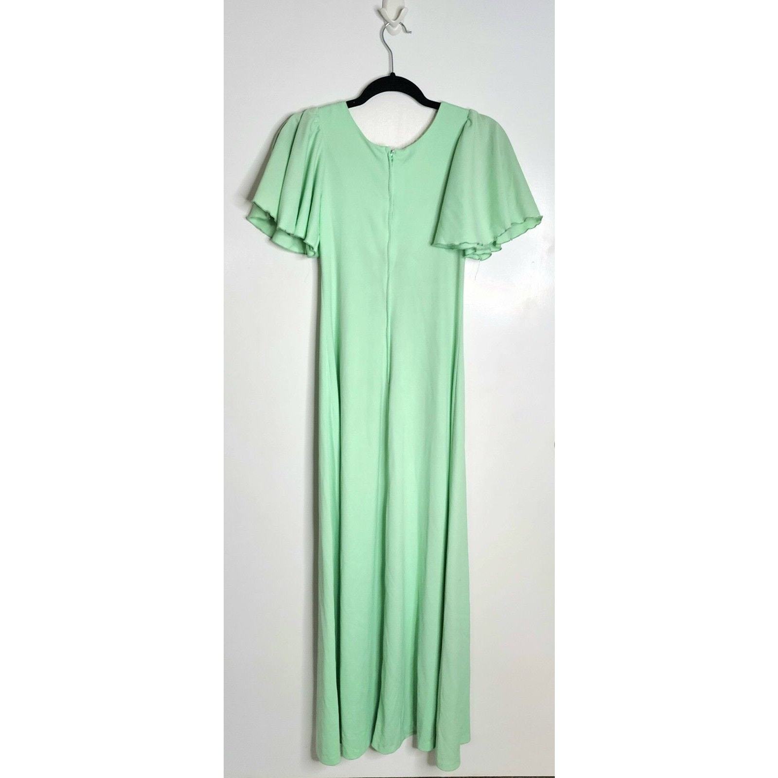 Women’s Vintage 1960’s Floor Length Formal Dress, Mint Green