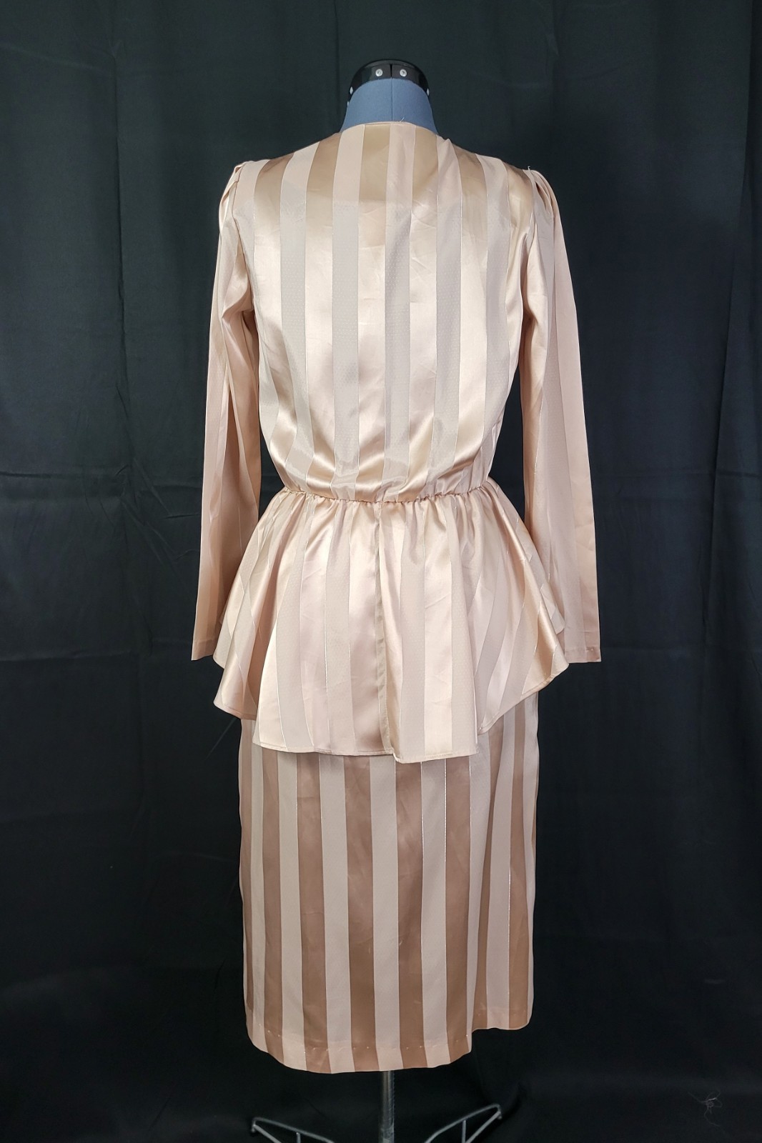 Vintage JCPenney Beige on Beige Striped Blouson Dress w Peplum Size 9/10