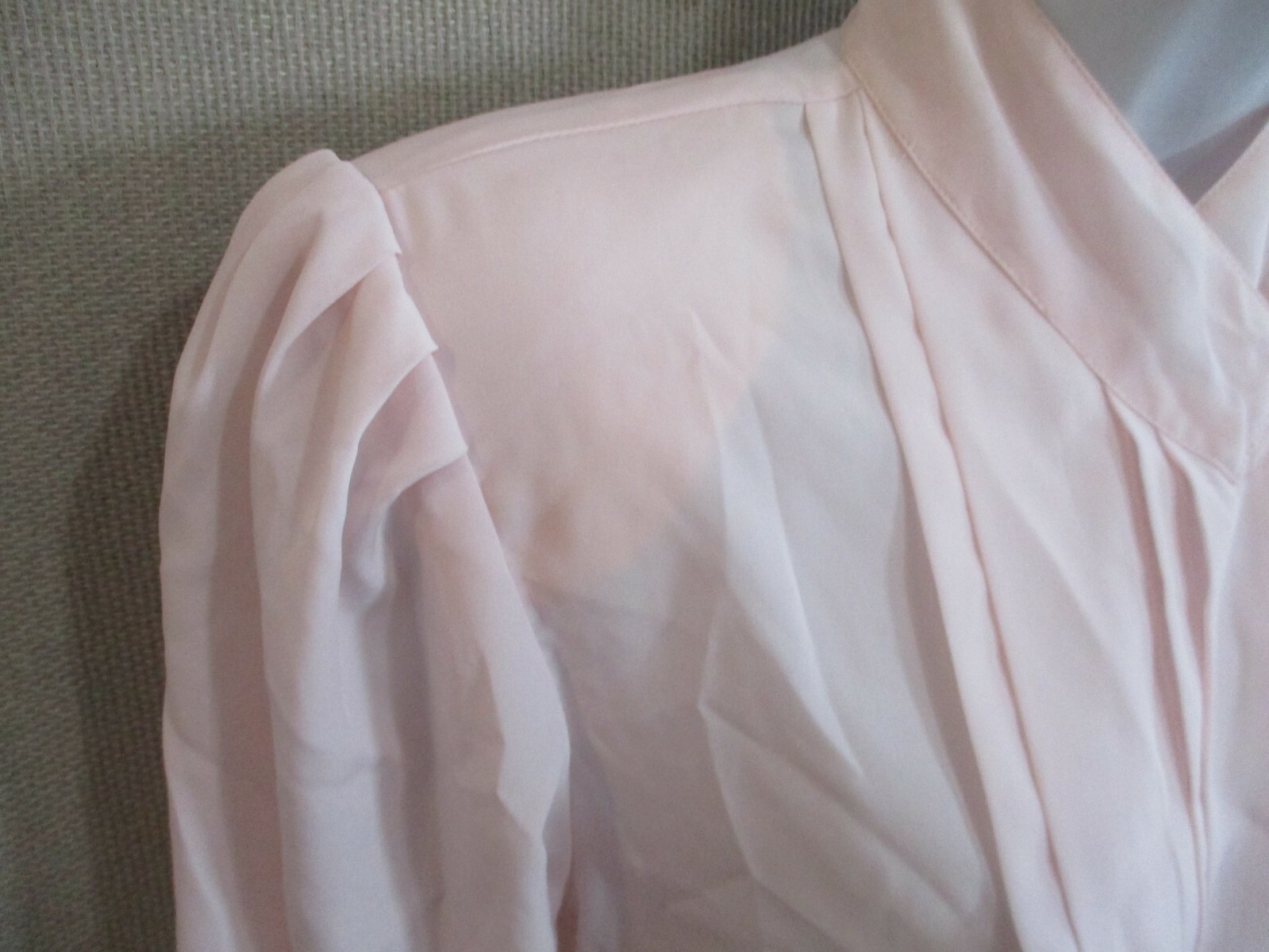 Vintage 80’s Marlis Blouse Size 8 Pleated Front Dressy Pink Top