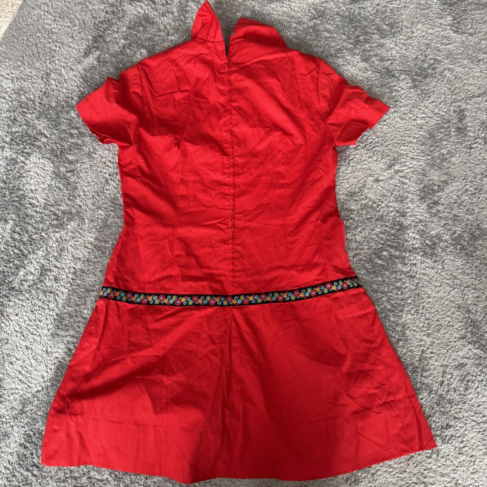 Unbranded Womens Vintage 70s Mod Mini Dress Small Red Floral Embroidered Trim