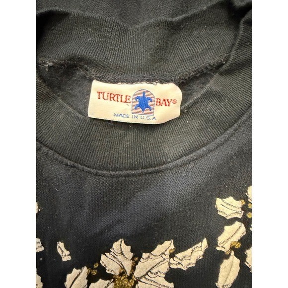 Vintage Turtle Bay Large USA Christmas Holiday Sweatshirt Winter Scene Reindeer