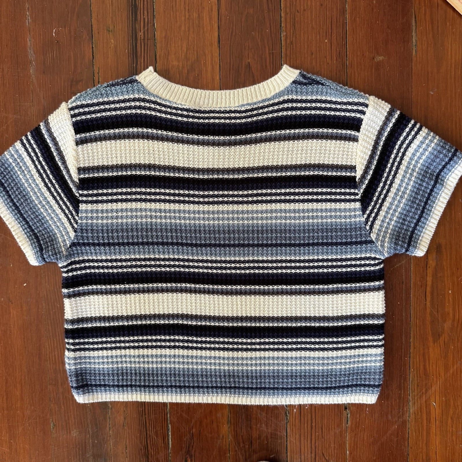Vintage Croquet Club Women’s Striped Knit Shirt Size Small (see measurements)