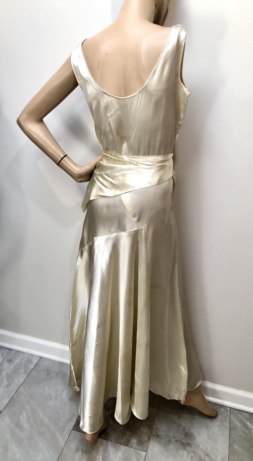 VTG 1930s OLD HOLLYWOOD HARLOW Ivory SATIN Rayon BIAS CUT GLAMOUR GOWN *Buy-Now